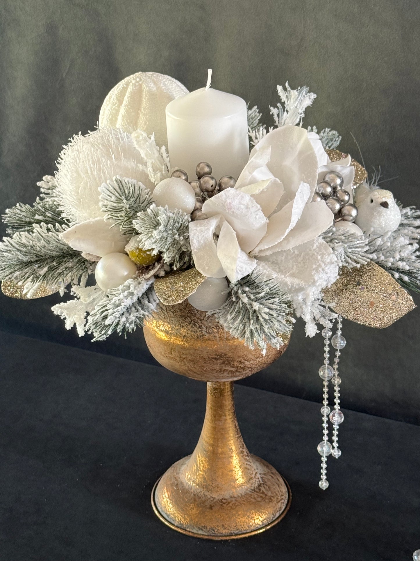 Sesil, Seasonal Decoration