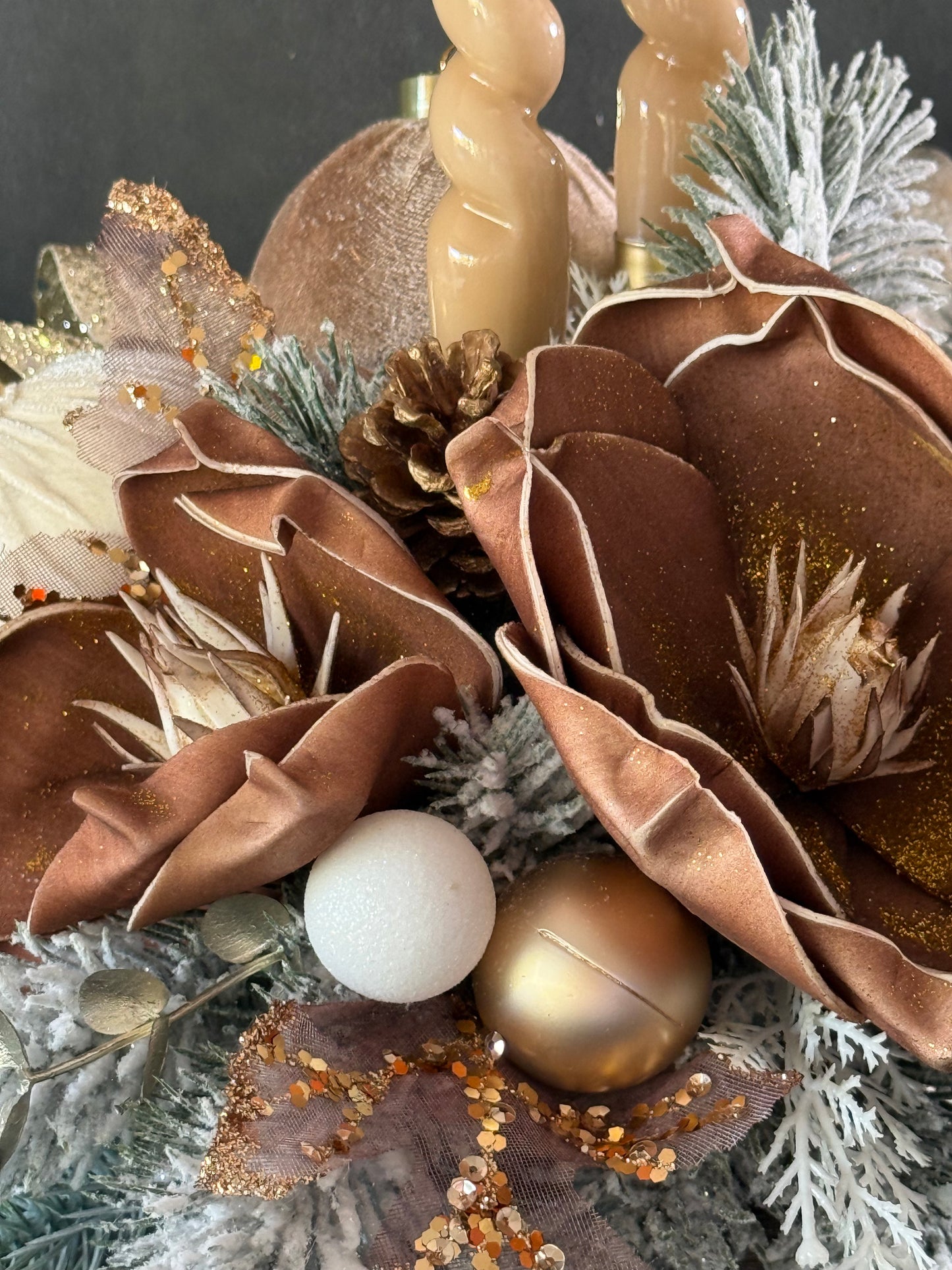 Anita, Seasonal Decoration