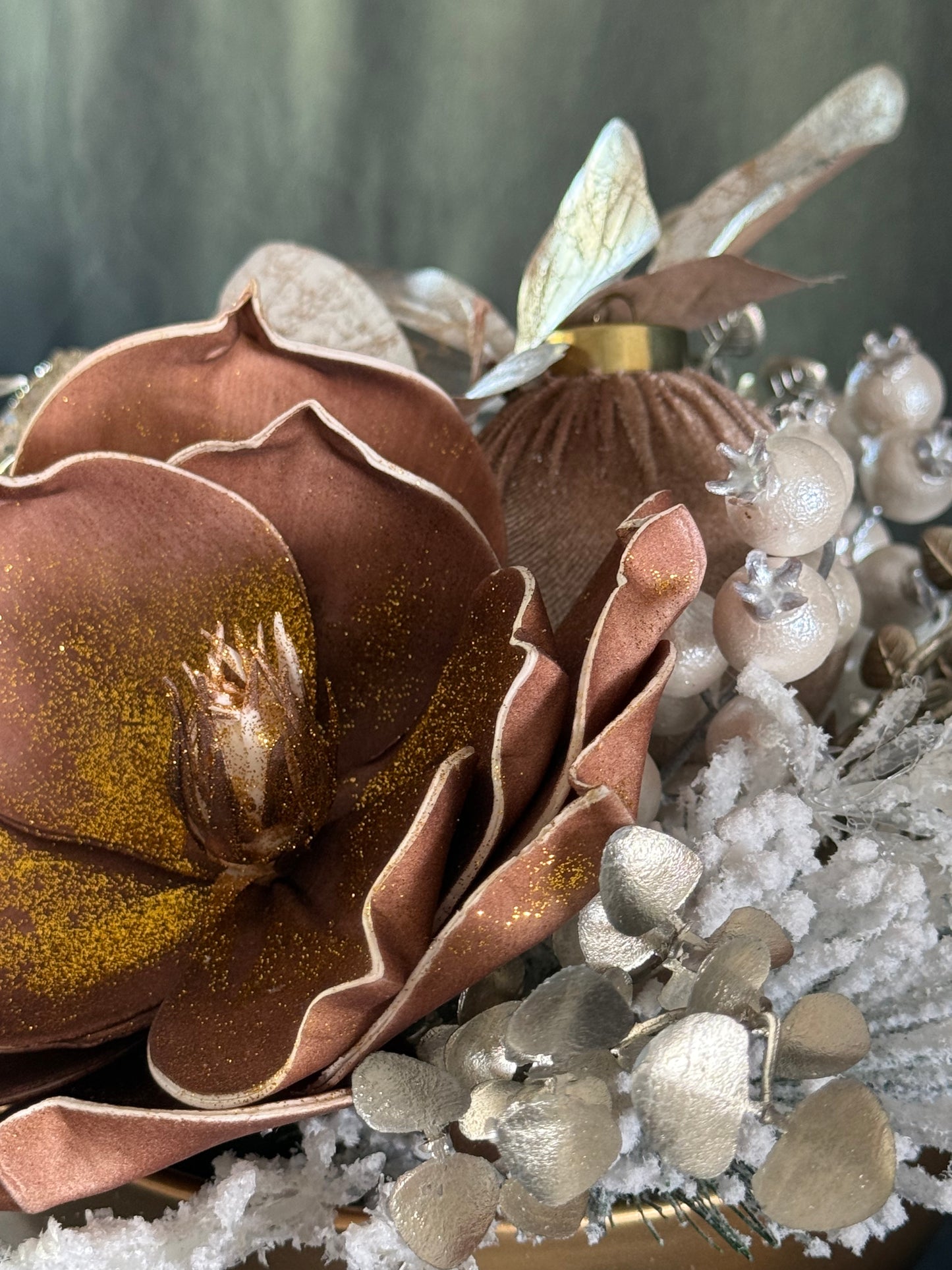 Messi, Seasonal Decoration