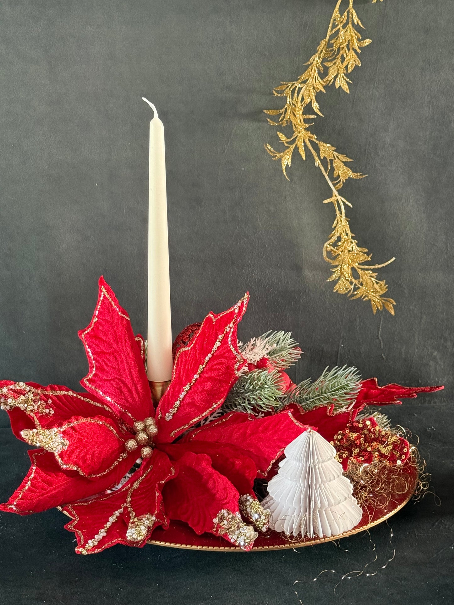 Pieza central de Amali