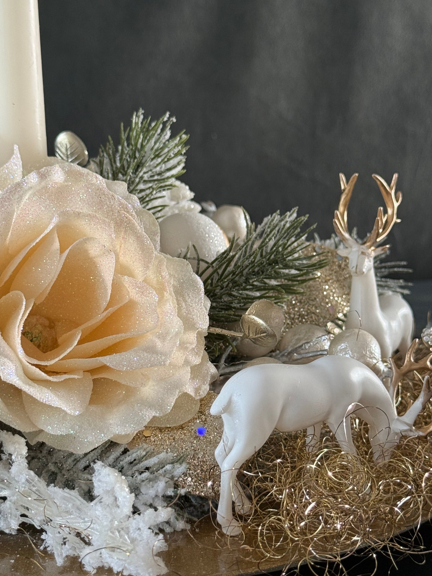 Bella, Seasonal Decoration