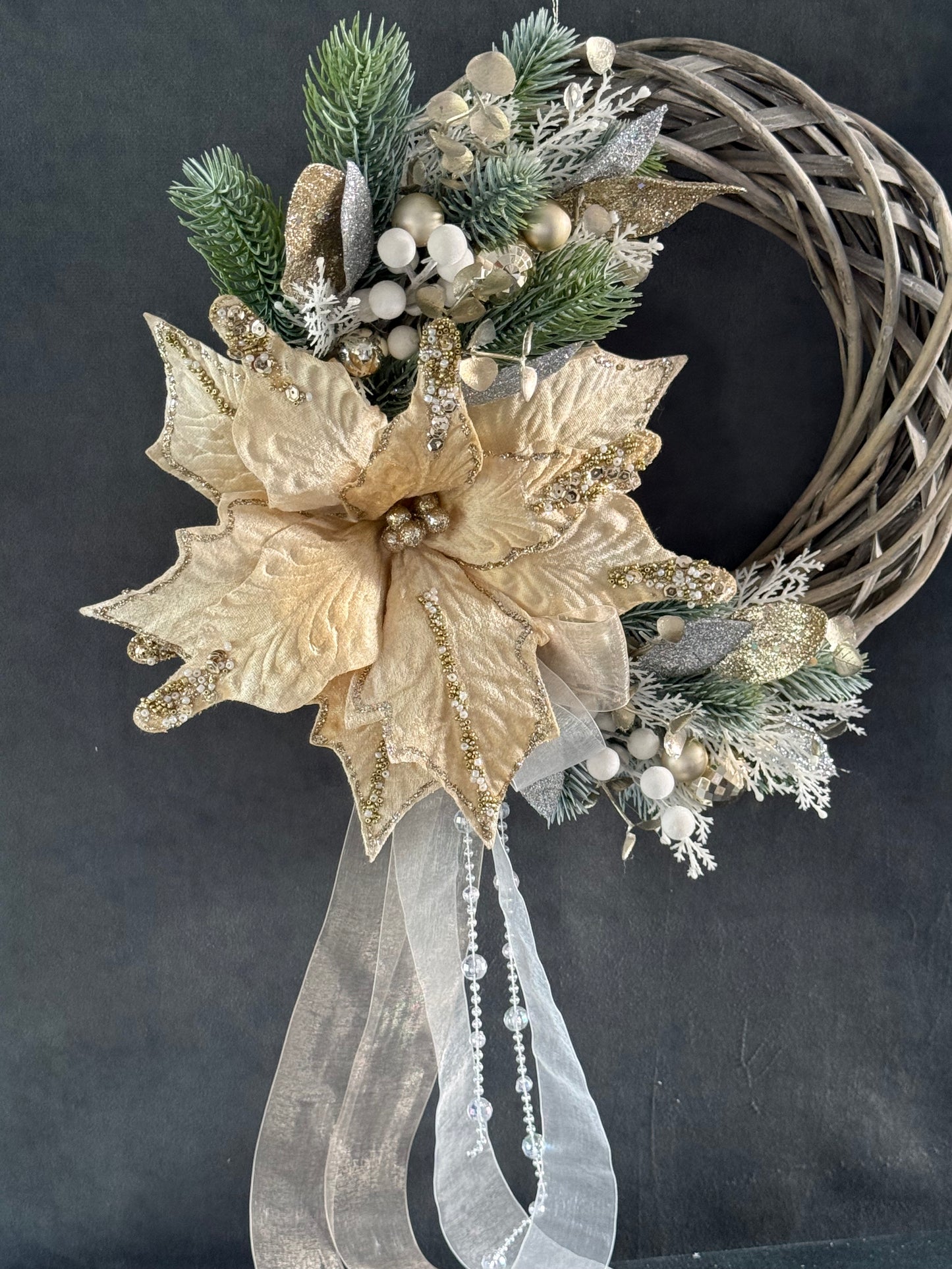 Pieza central de Amali