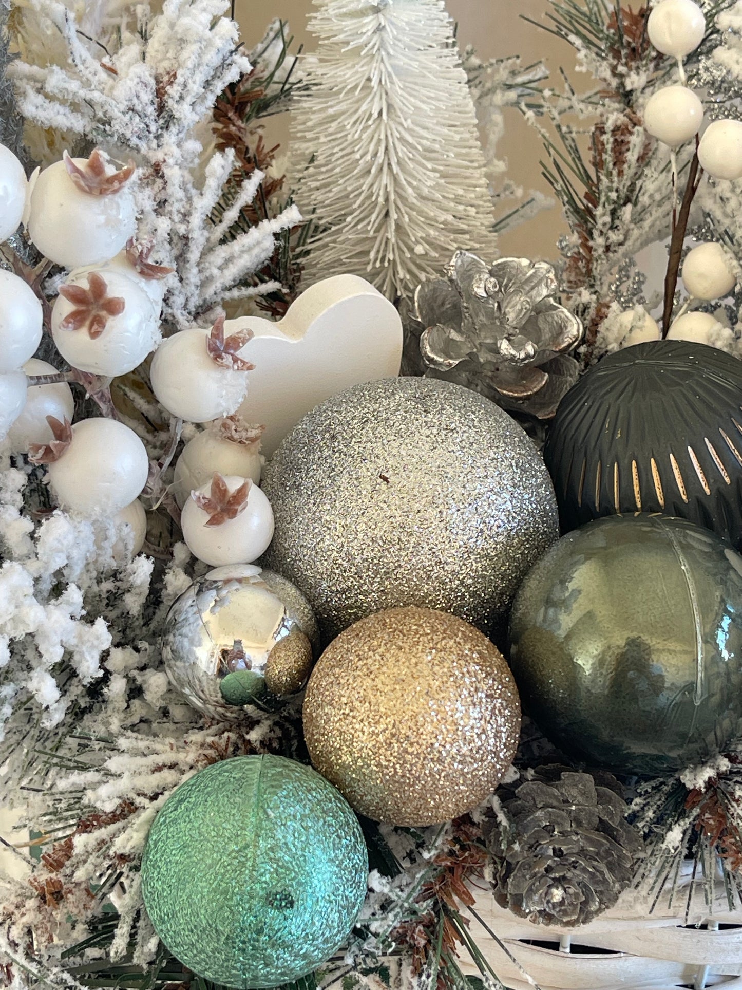 Benutty, Seasonal Decoration