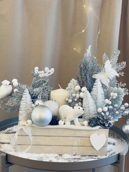 Lilly, Seasonal Decoration