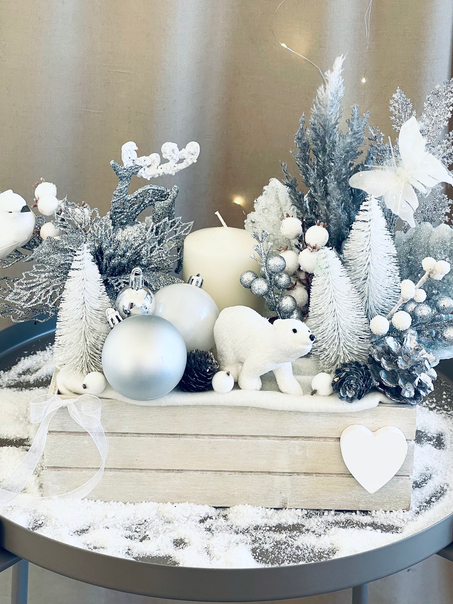 Lilly, Seasonal Decoration