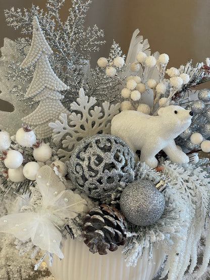 Sintia, Seasonal Decoration