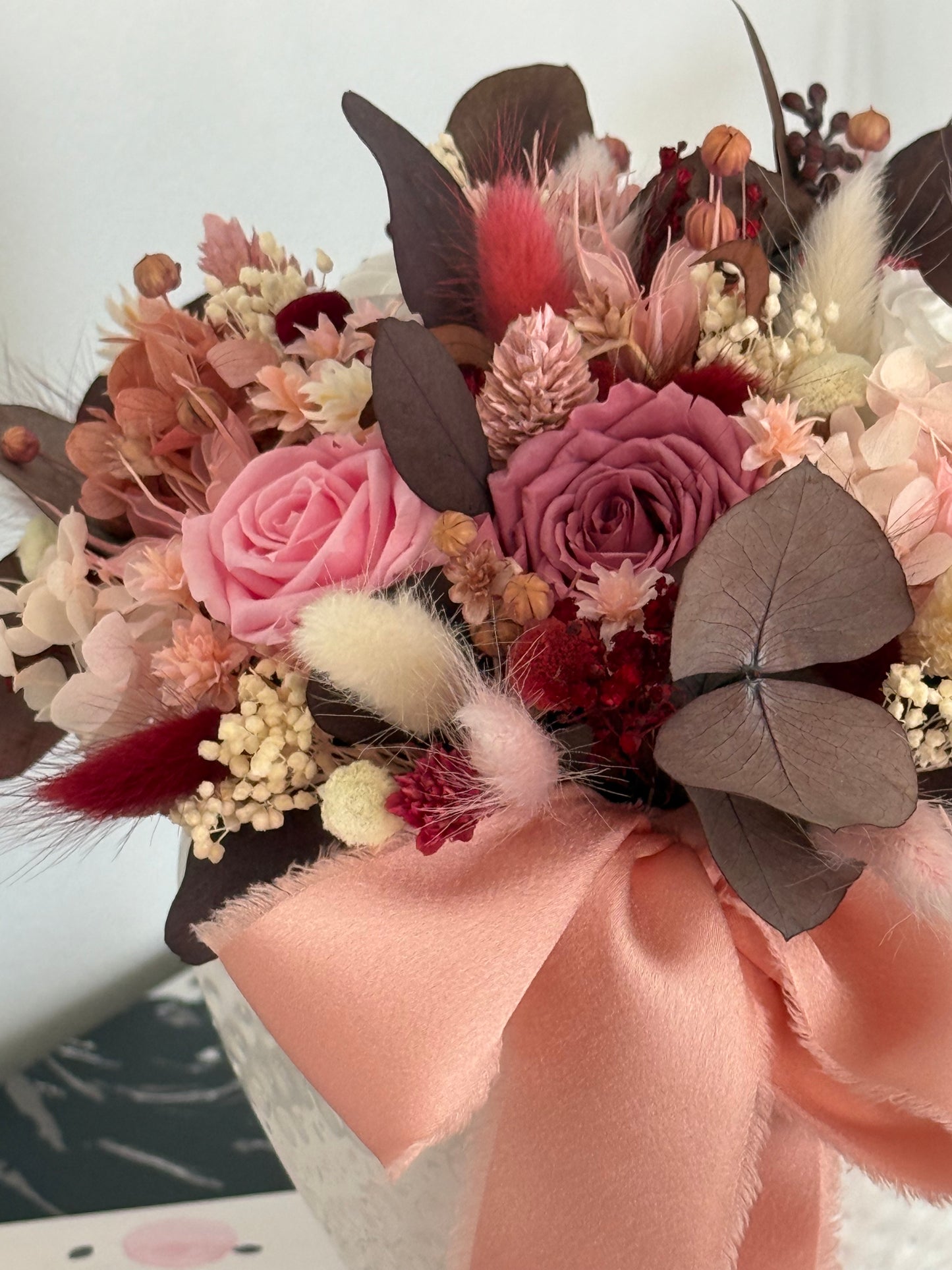 Dominika Centerpiece