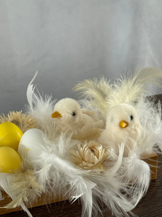 Pollito Seasonal Decoration