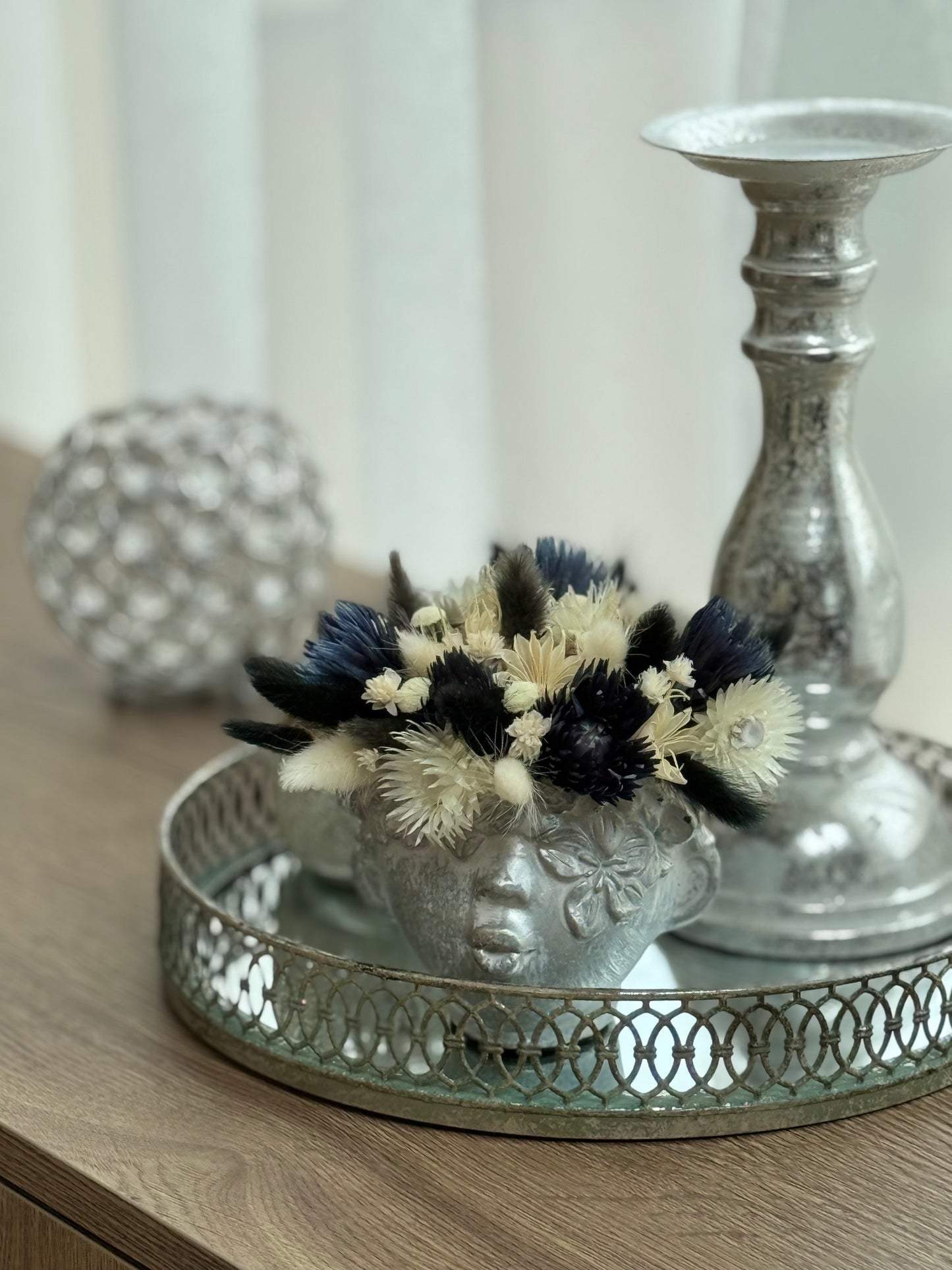 Mauricio Centerpiece